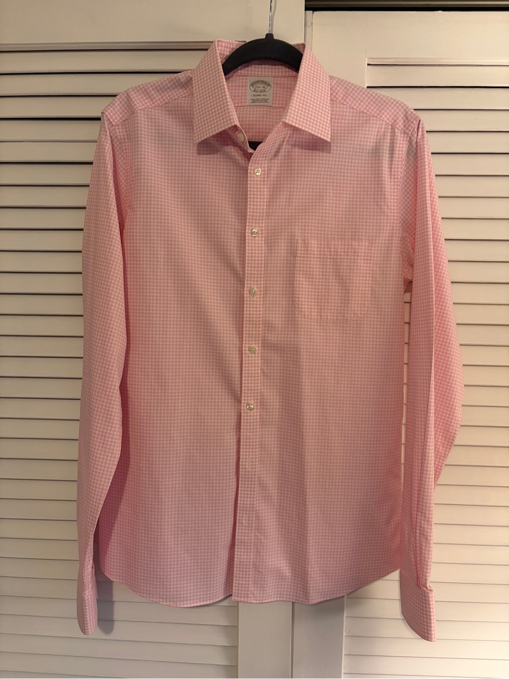 Brooks Brothers Pink Gingham Soho fit non-iron dress shirt